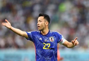 吉田麻也：非常开心能随国家队来美加墨 要把接力棒传给年轻一代配图